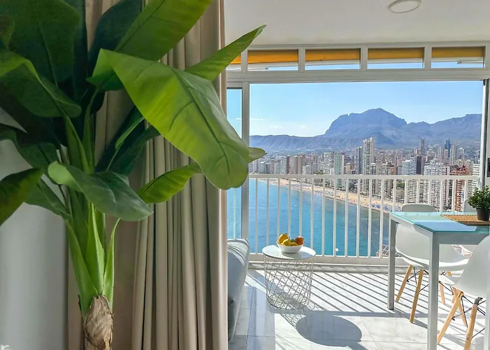 Balcon Al Mediterraneo Y Skyline De Benidorm