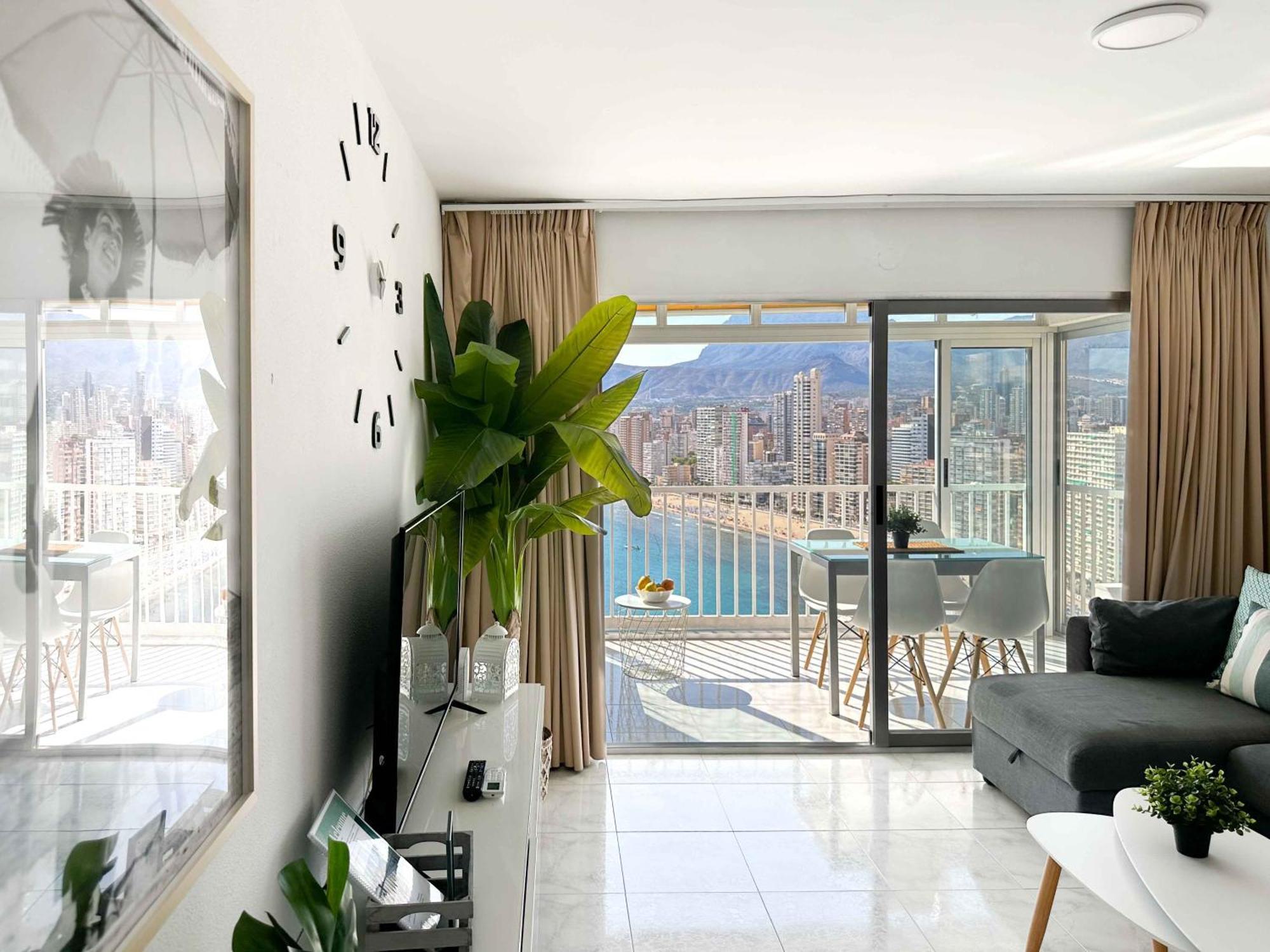 Balcon Al Mediterraneo Y Skyline De Apartment Benidorm