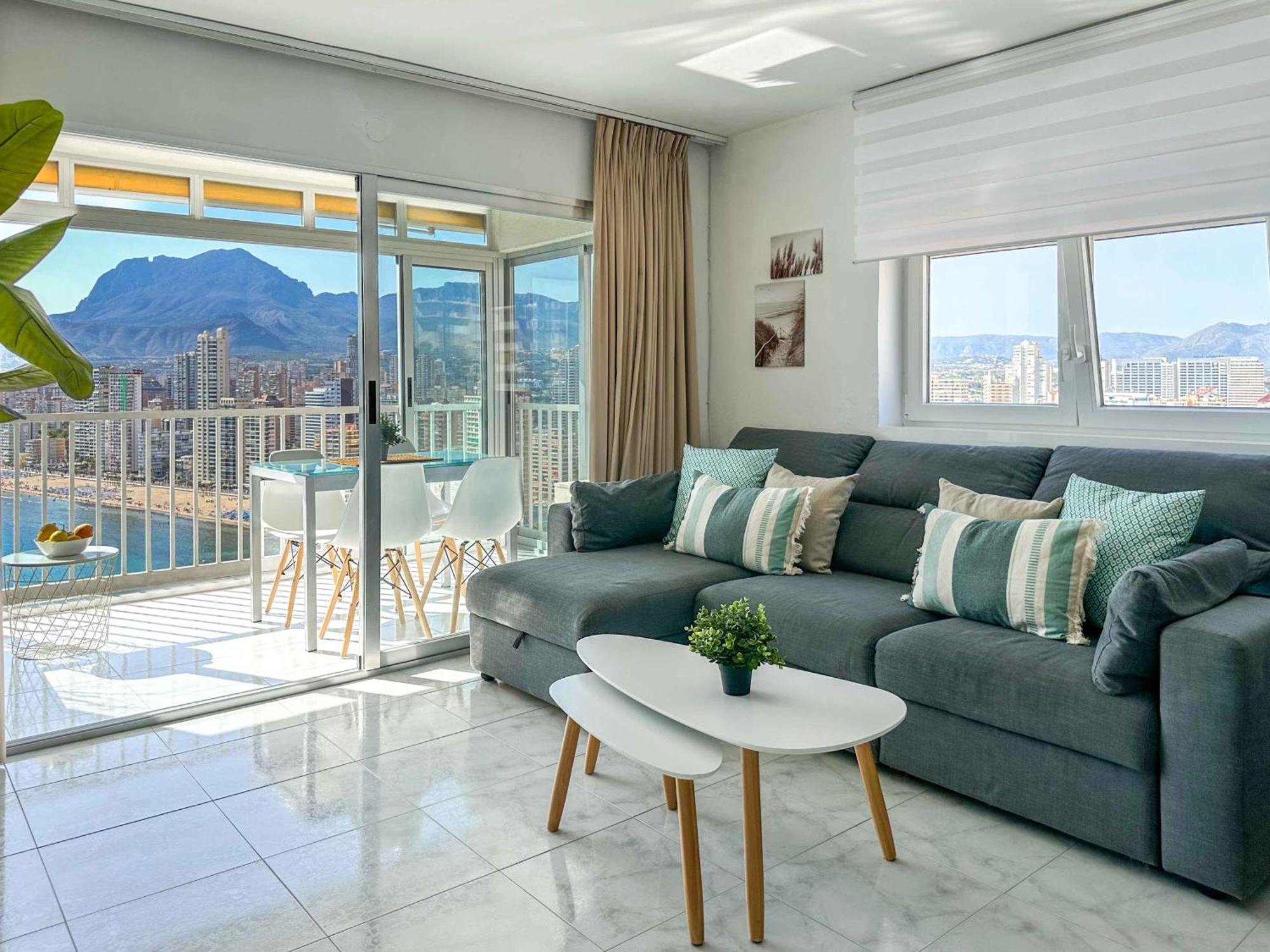 Balcon Al Mediterraneo Y Skyline De Apartment *