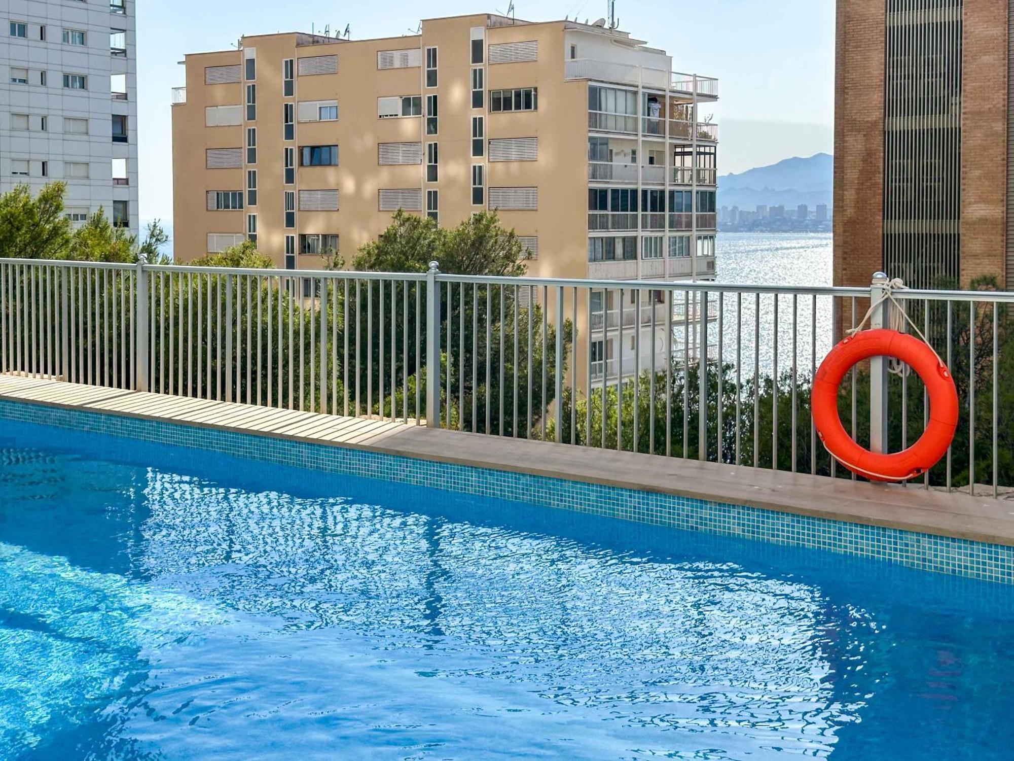 Balcon Al Mediterraneo Y Skyline De *