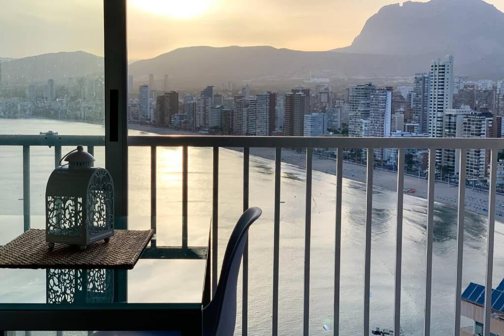 Balcon Al Mediterraneo Y Skyline De